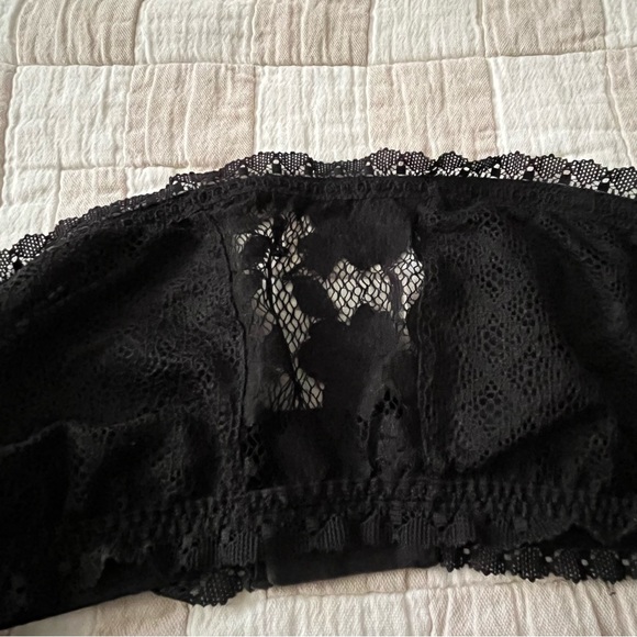 NWOT Victoria’s Secret Lace Strapless Bandeau Bralette in Black - Size Large - Picture 2 of 5